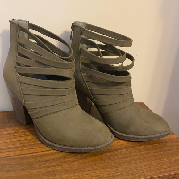 Green Booties - Picture 1 of 4